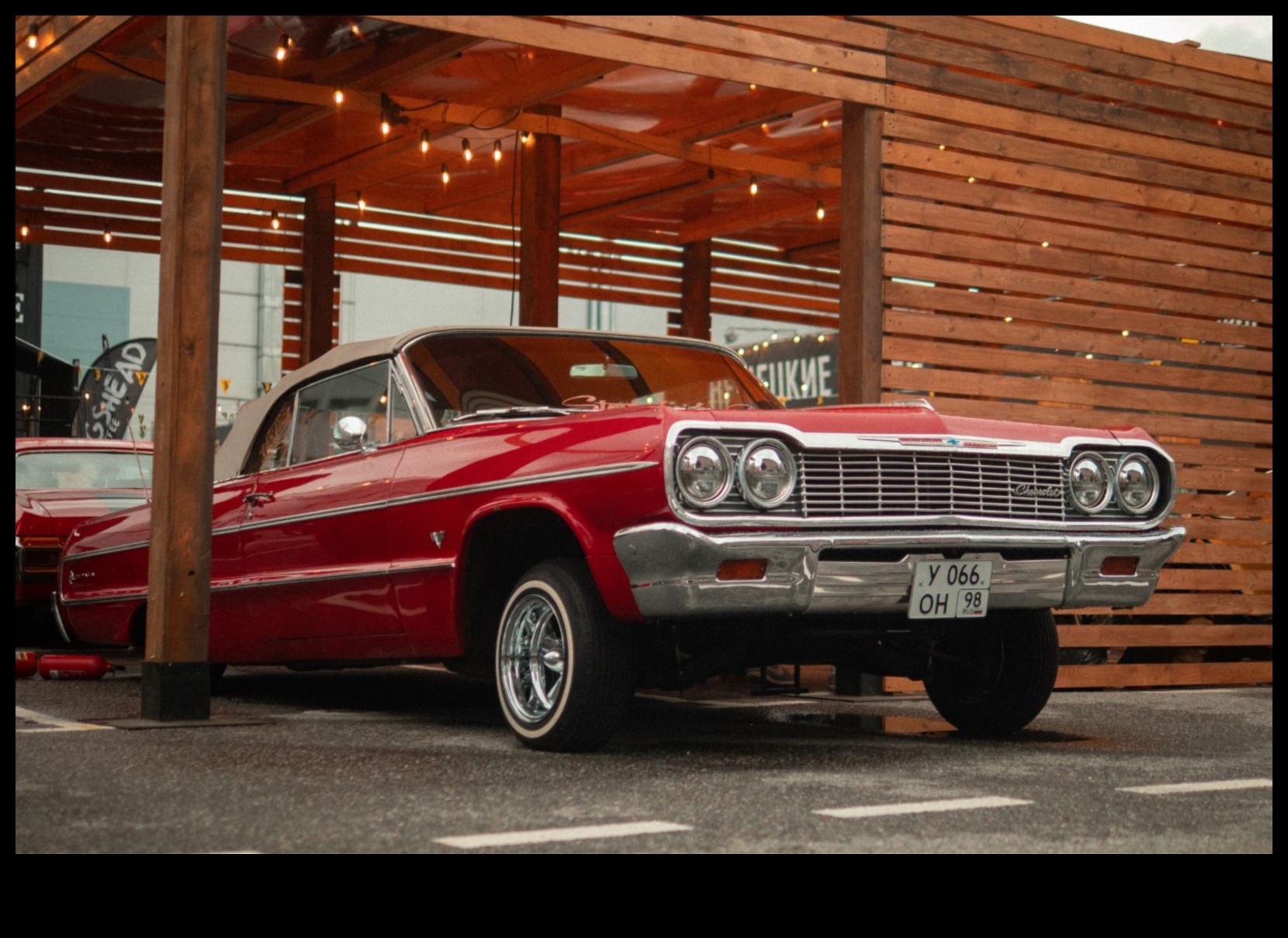 Reviving Classics: Vintage Cars and Bikes on the Contemporary Road