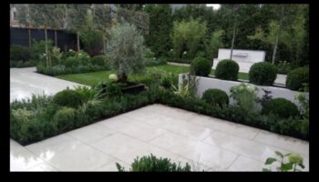 Virtual Utopias: Landscape Design in Virtual Worlds Explored